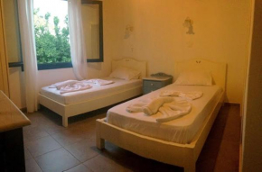 Гостиница Sofia Rooms  Лутро